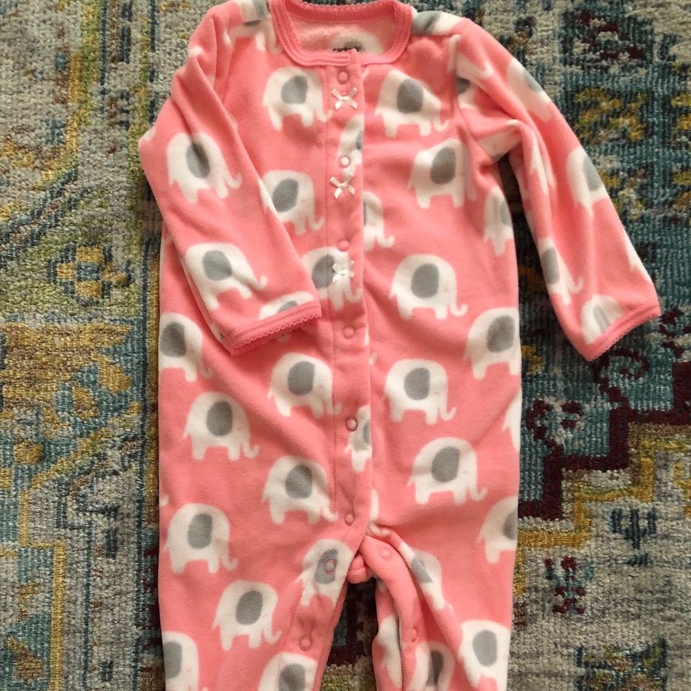 Carter’s fleece 6 month jumper. Never worn.